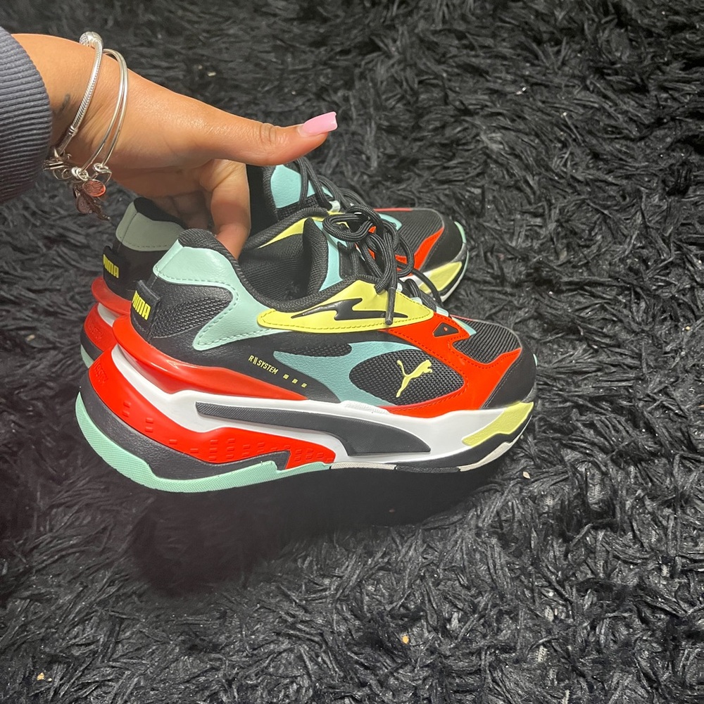 Colorful pumas - Picture 3 of 9